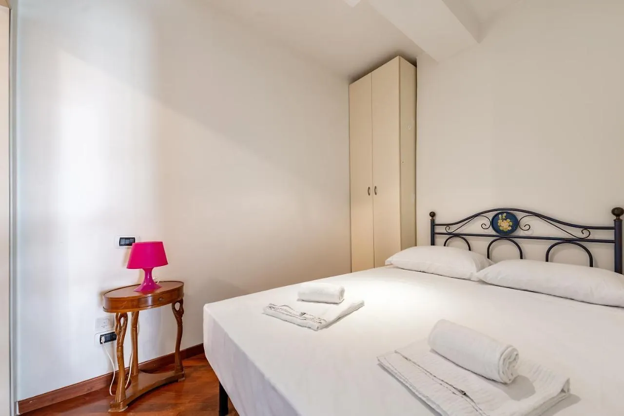 בארי Central & Comfy Apartment With Veranda 0*,